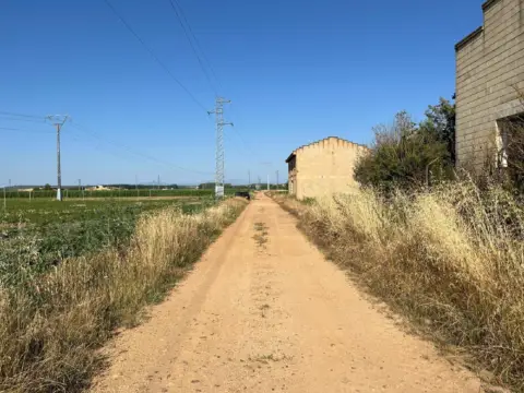 Nave industrial en Carretera León-Astorga, 65